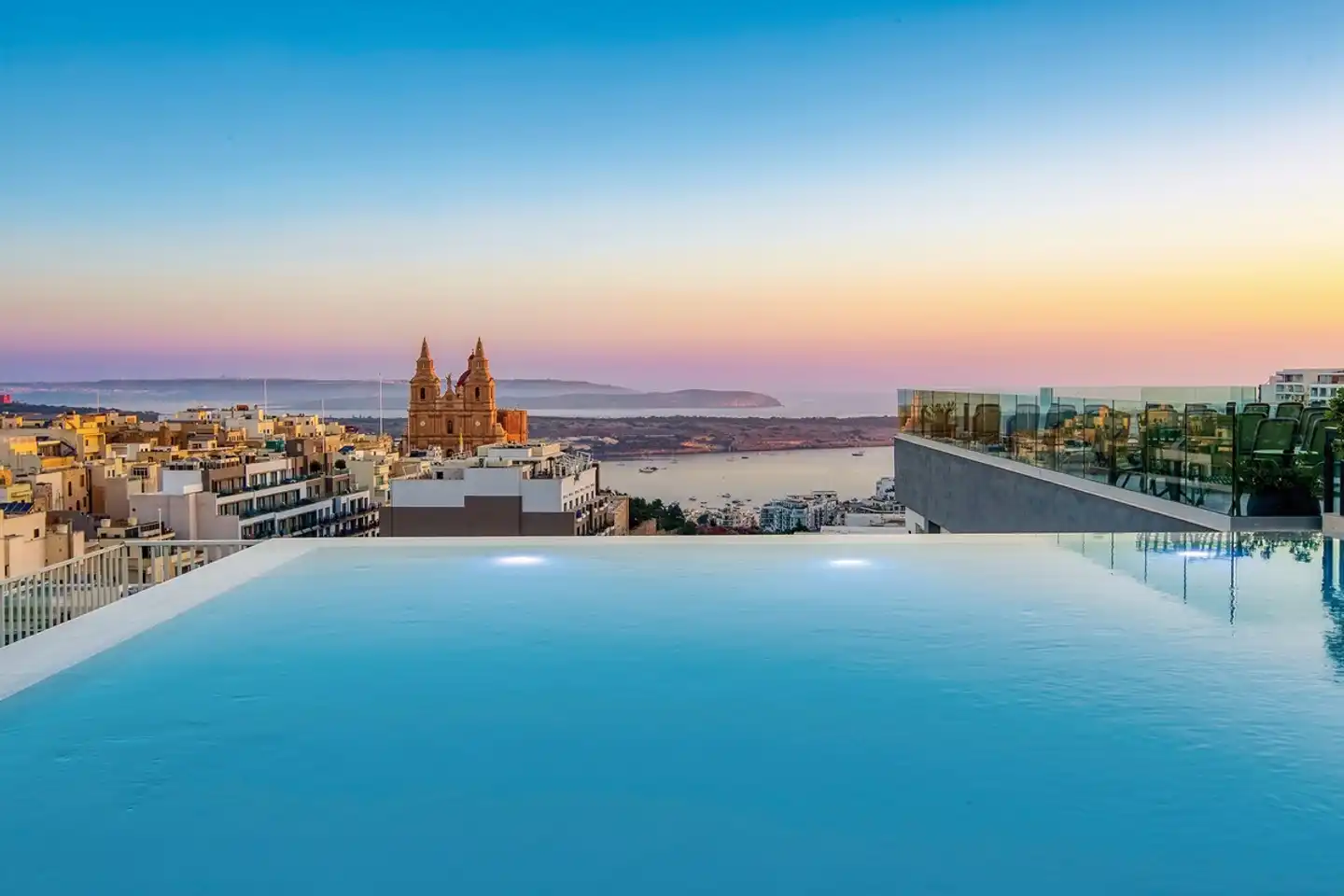Solana Hotel & Spa Pool
