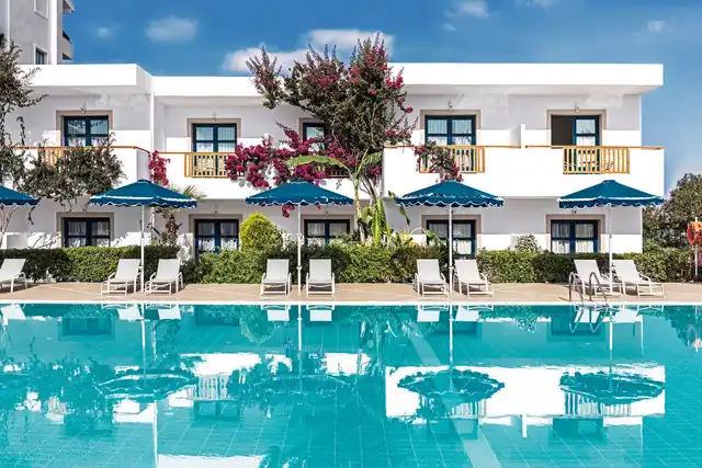 Mitsis Ramira Pool
