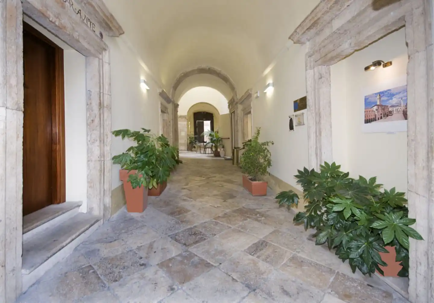 Palazzo Guiderocchi Lobby