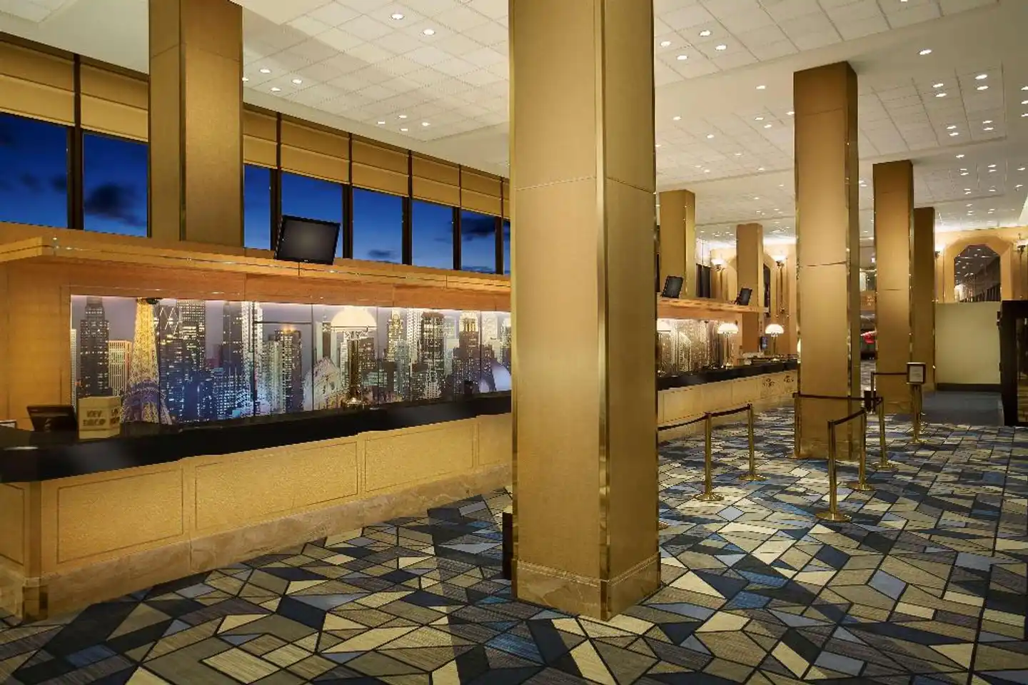 Hilton Chicago O'Hare Airport Lobby