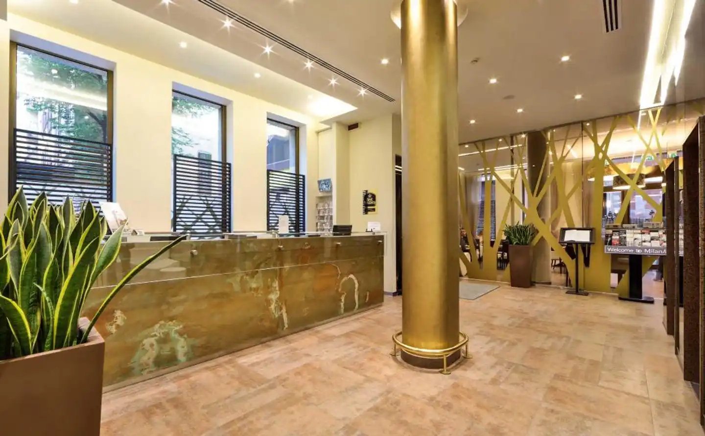 Best Western Madison Hotel Lobby