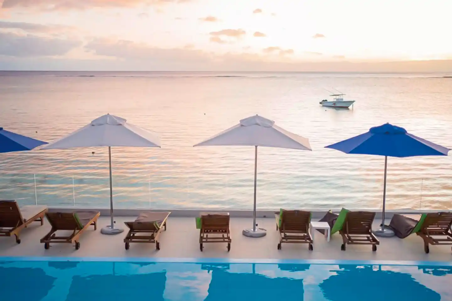 Gold Beach Resort & Spa Pool