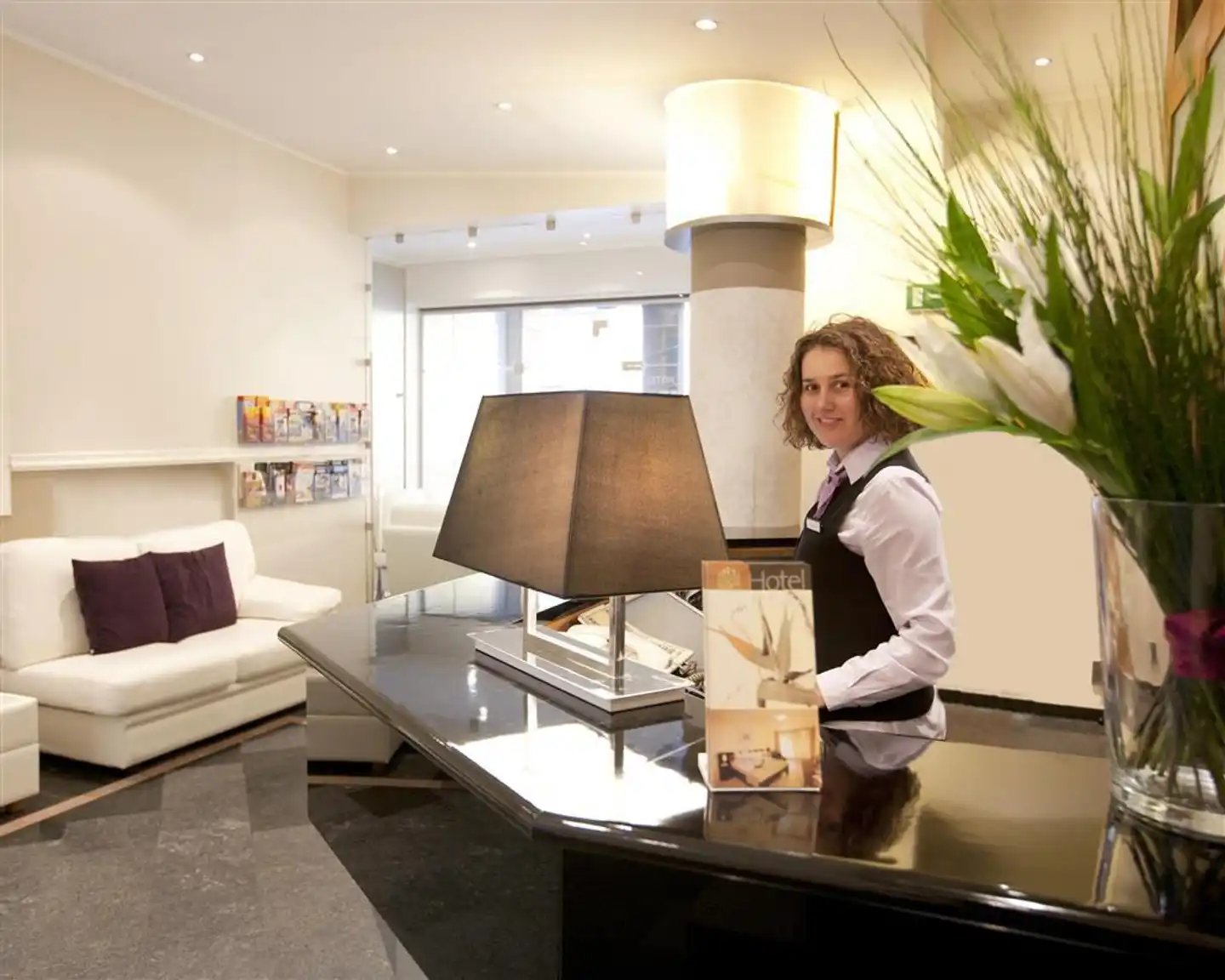 Ambra Hotel Lobby