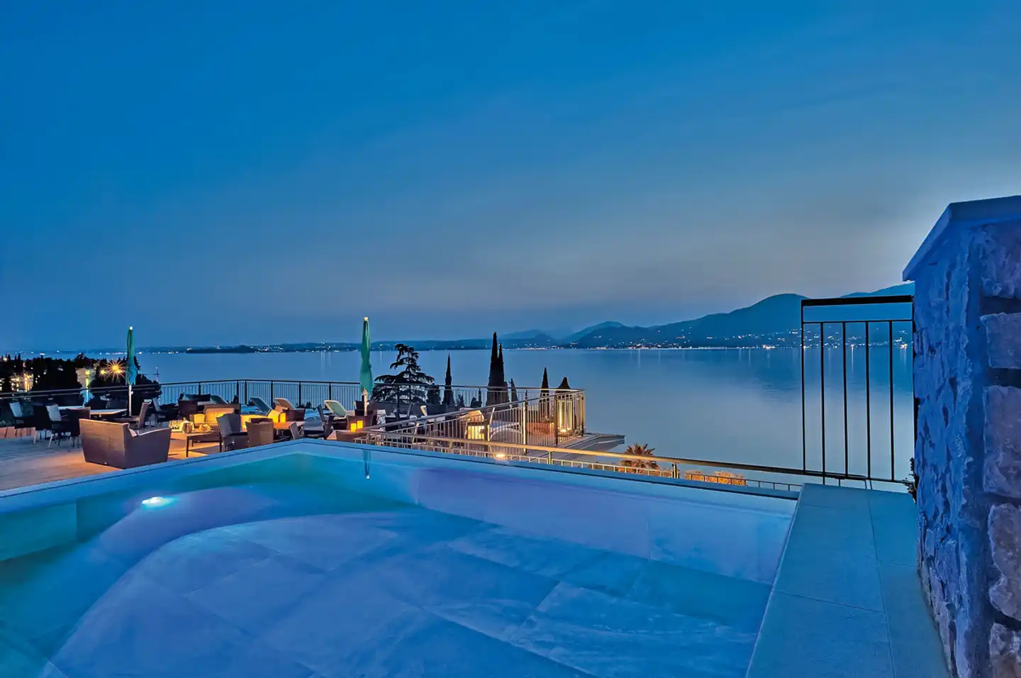 Galvani Pool