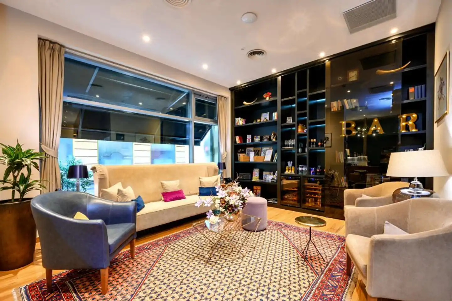 Ambra Hotel Lobby