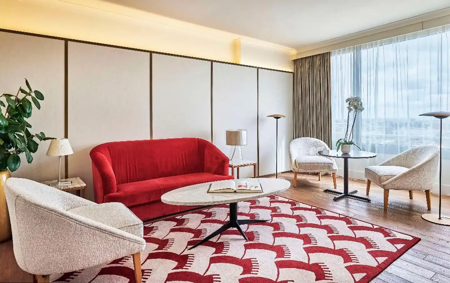 NH Collection Madrid Eurobuilding Wohnbeispiel