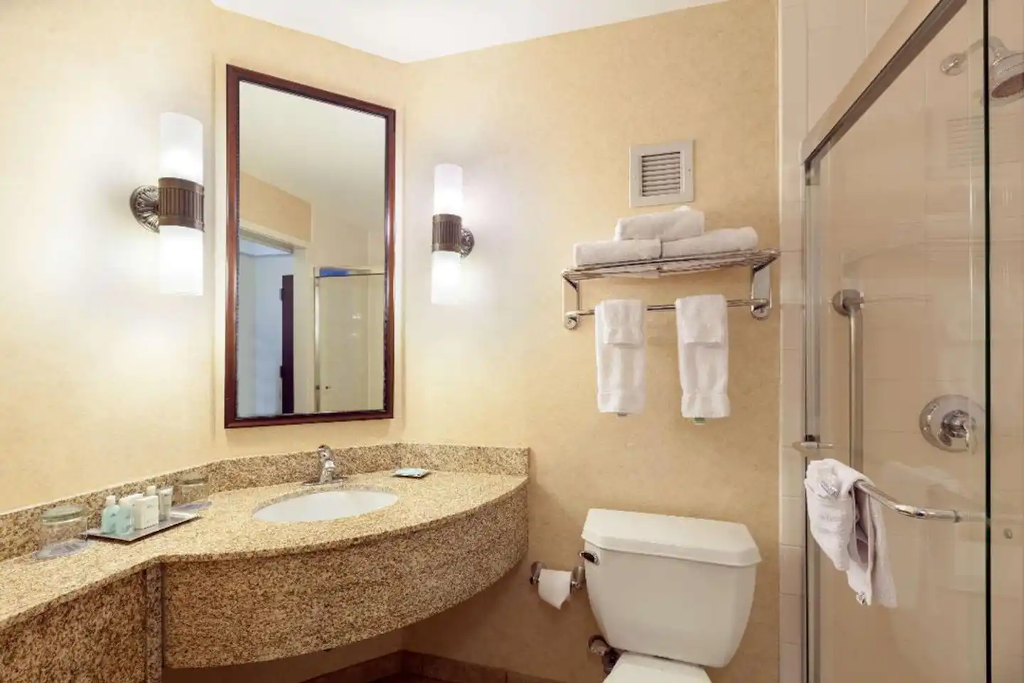 Wyndham Boston Beacon Hill Badezimmer