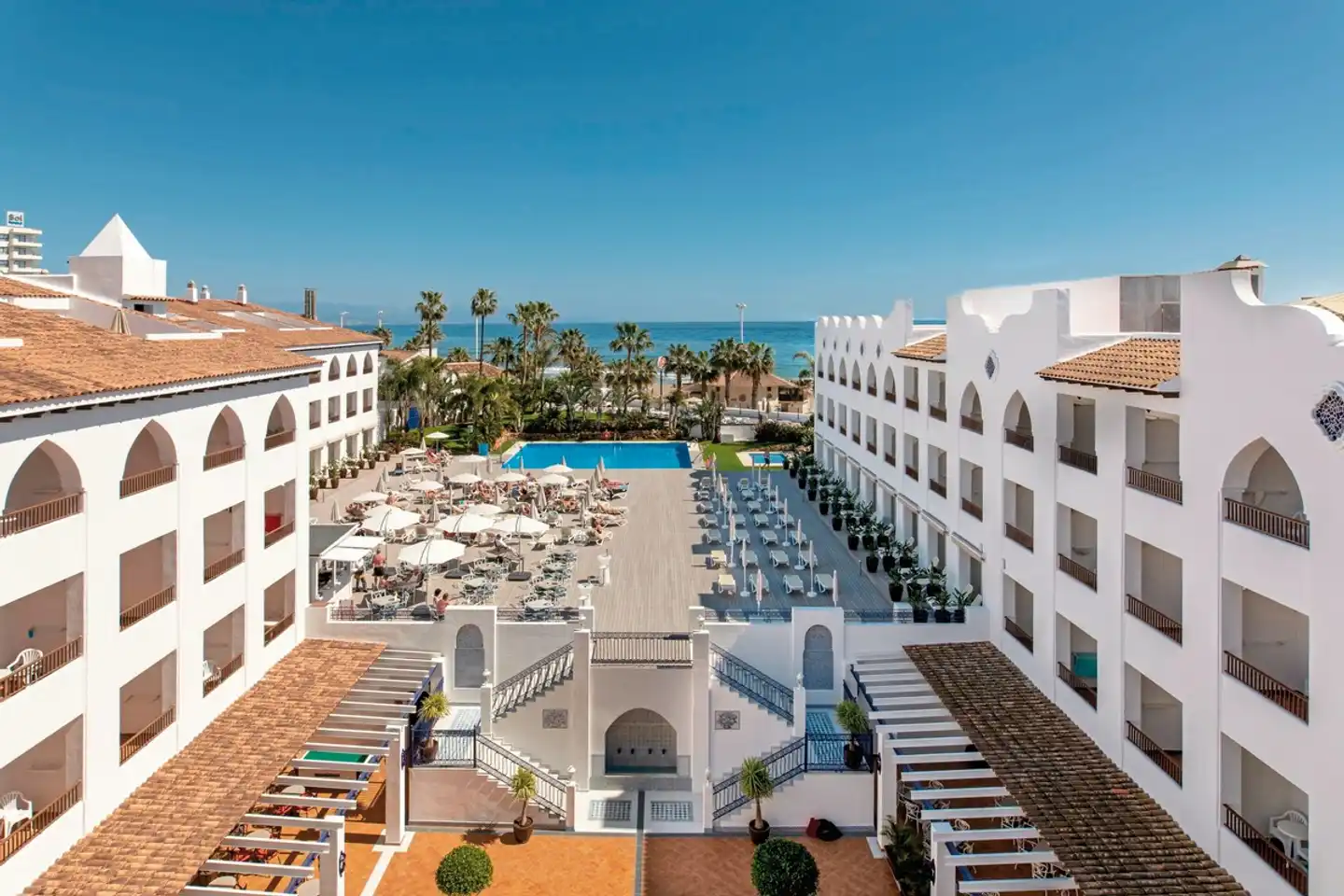 Hotel Mac Puerto Marina Aussenansicht