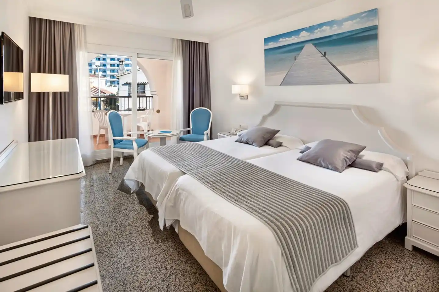 Hotel Mac Puerto Marina Wohnbeispiel