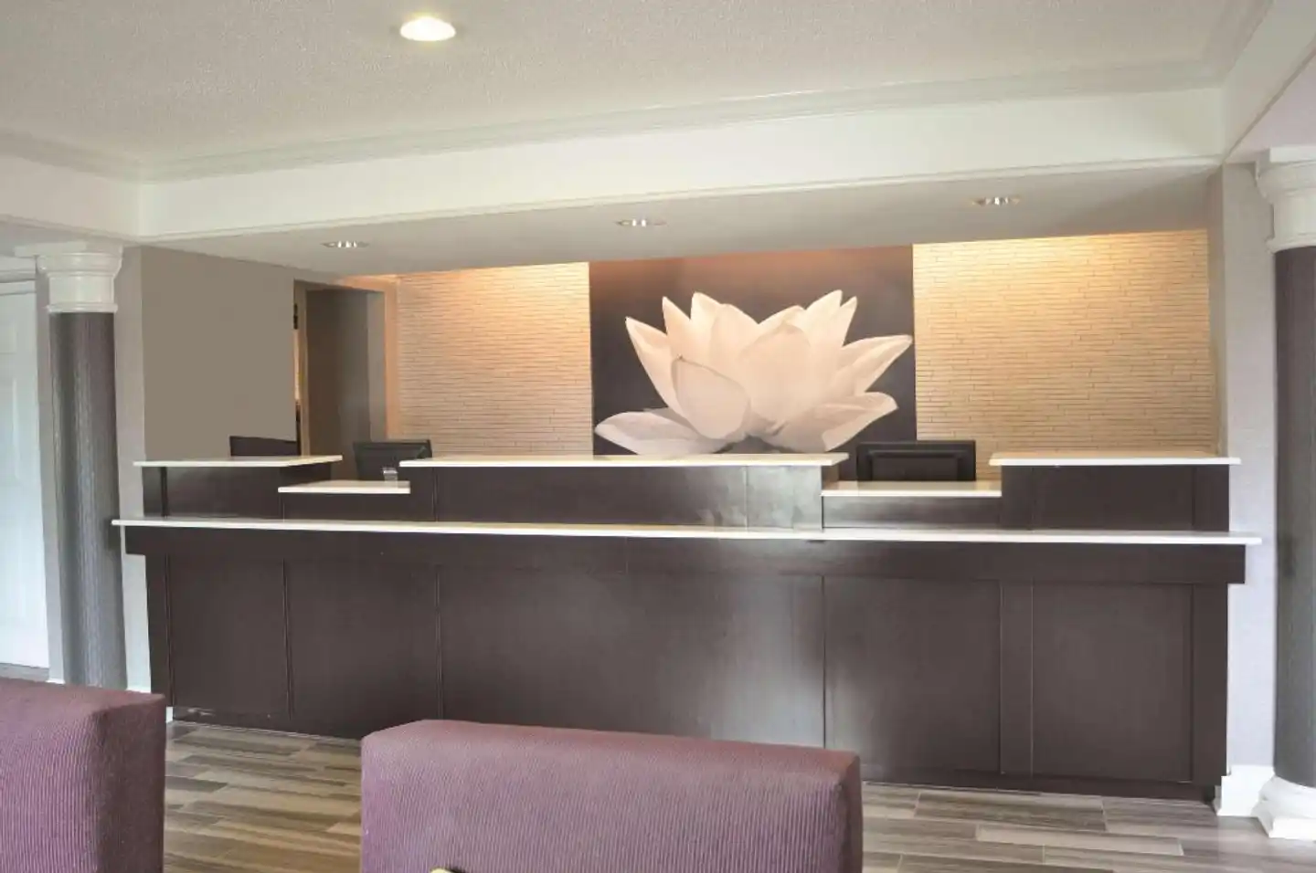 La Quinta Inn by Wyndham Dallas Uptown Lobby