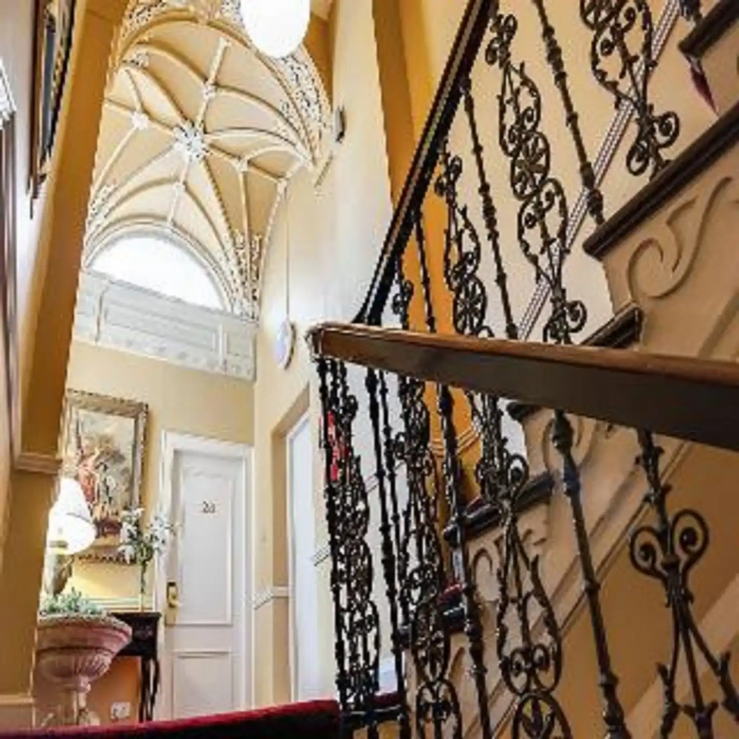 Albany House Lobby