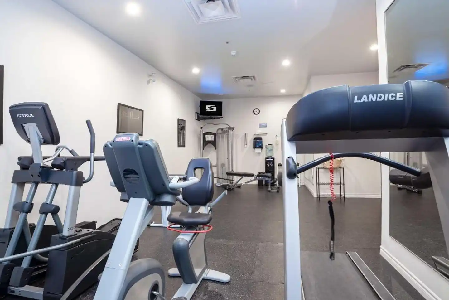 Sandman Hotel & Suites Regina Sport und Entertainment