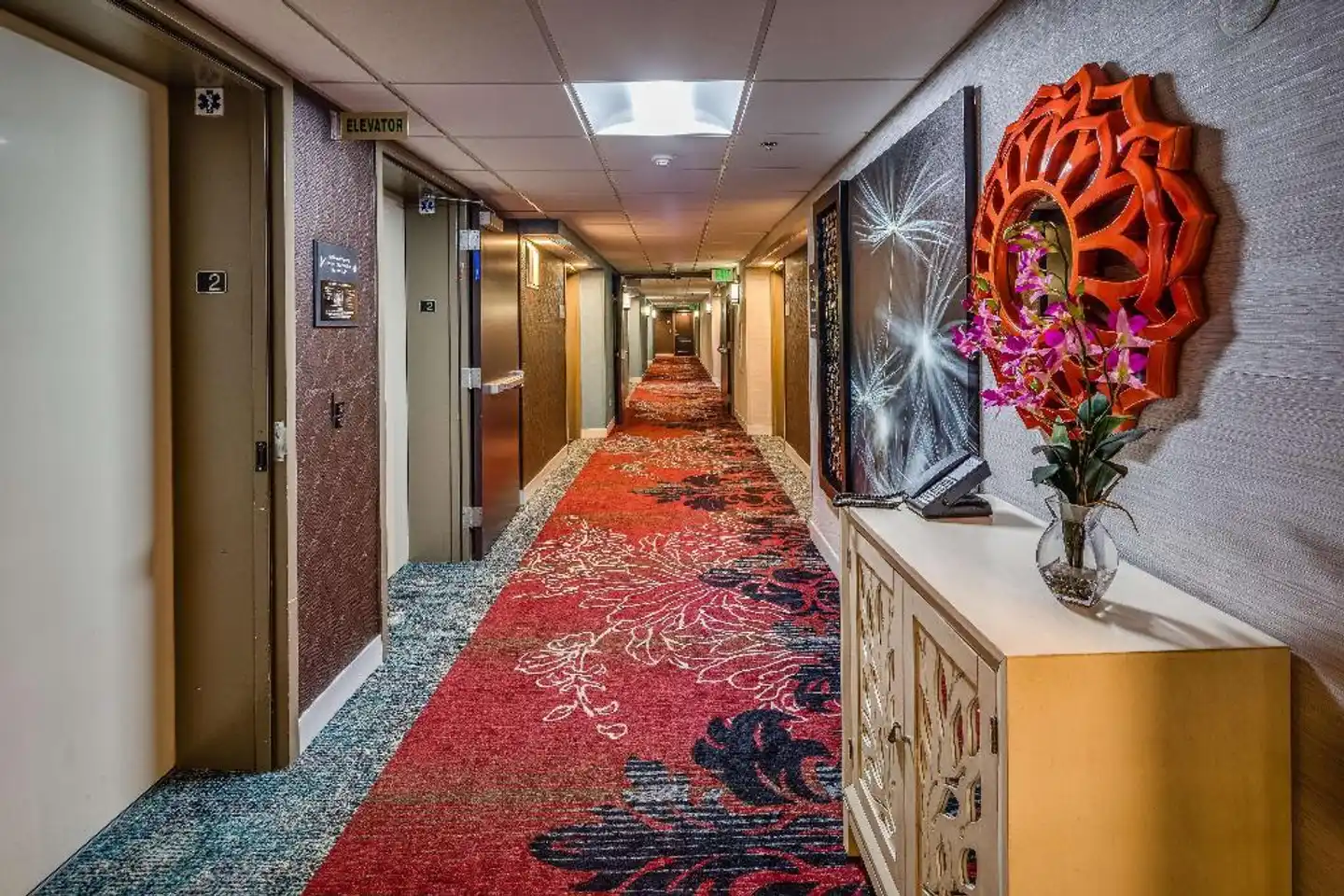 Hampton Inn San Francisco-Airport Lobby