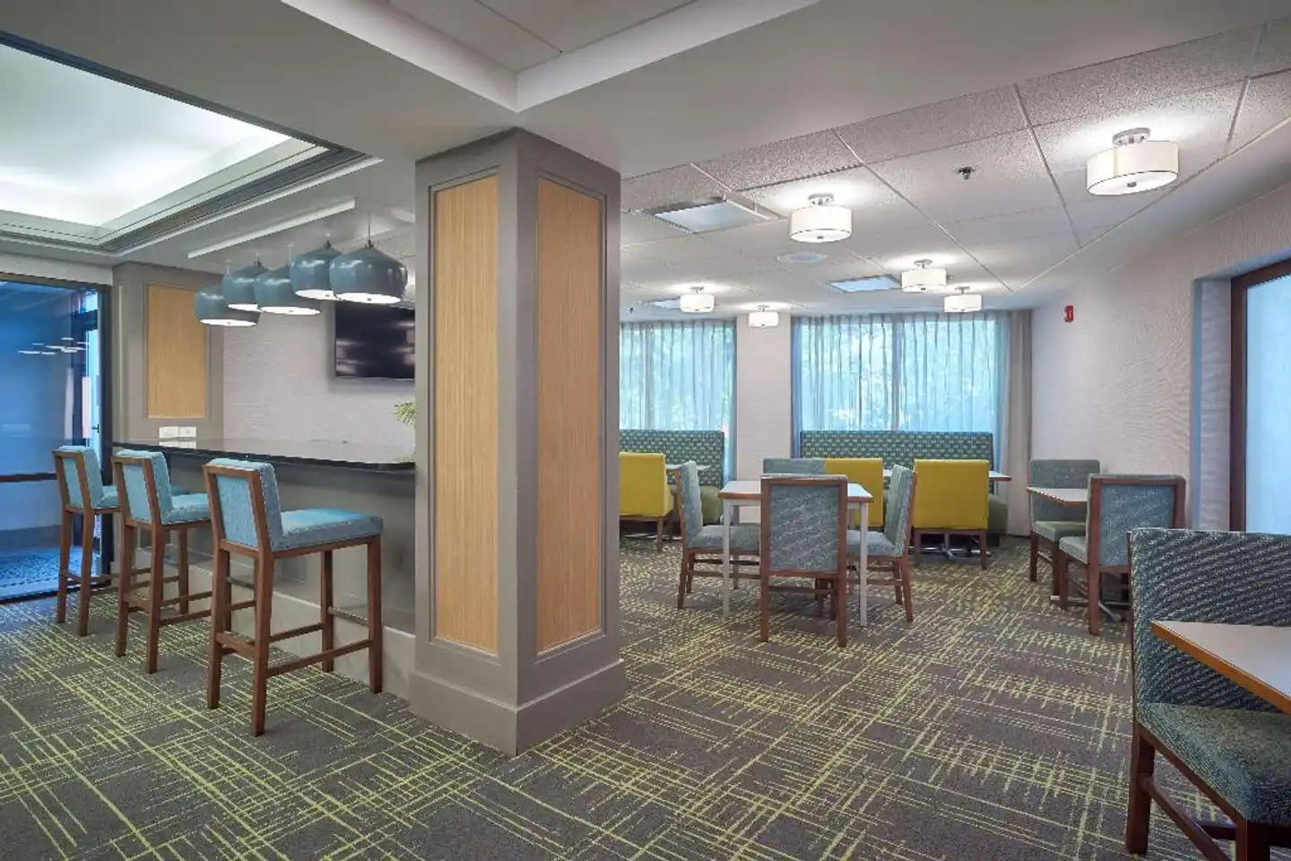 Hampton Inn Harrisburg West Lobby
