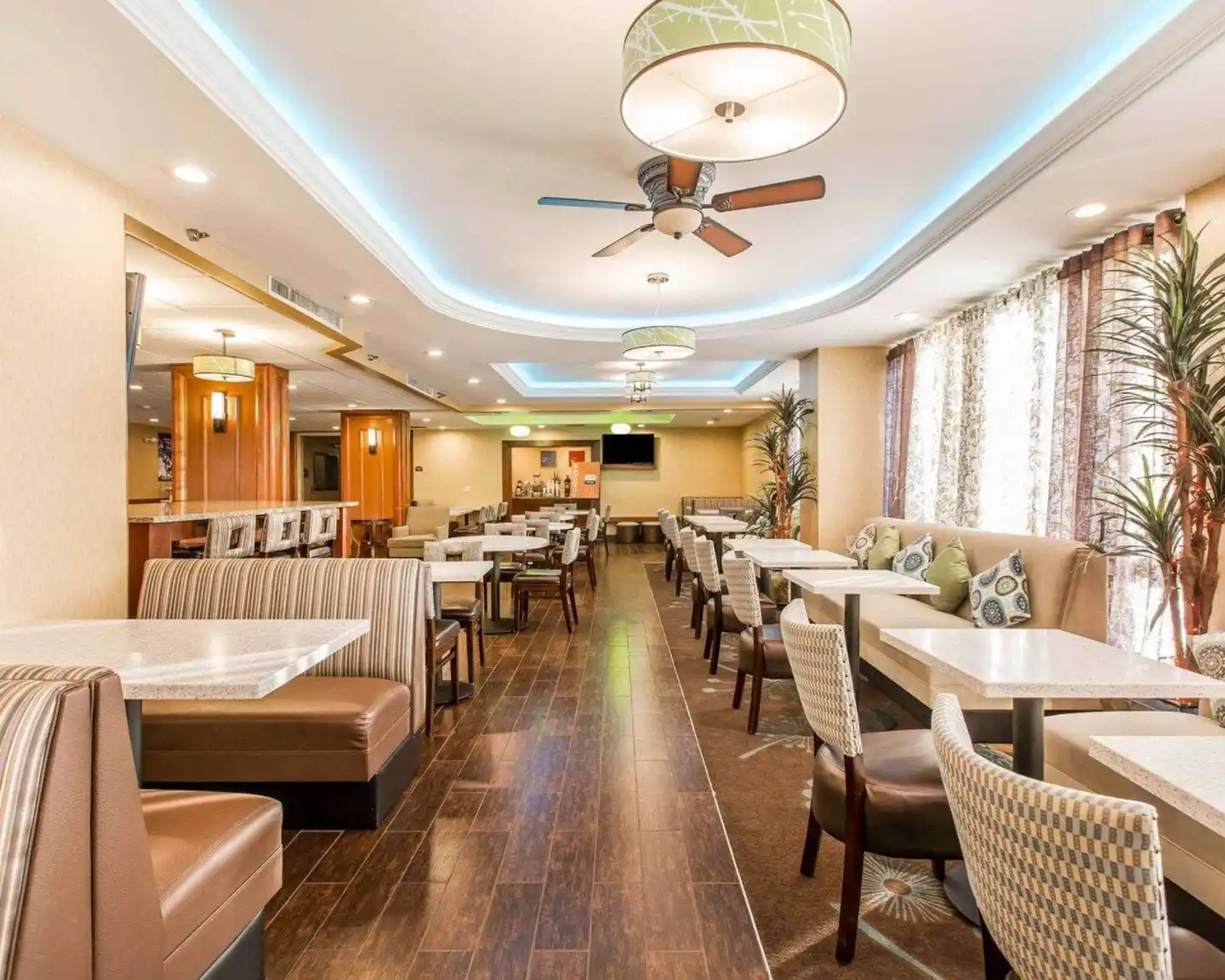 Comfort Inn Anaheim Resort Bar