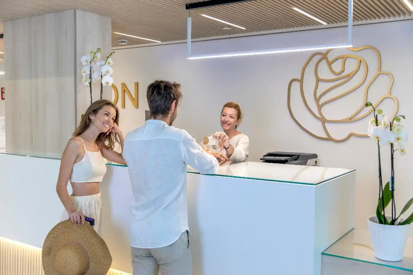 Rosamar Lobby