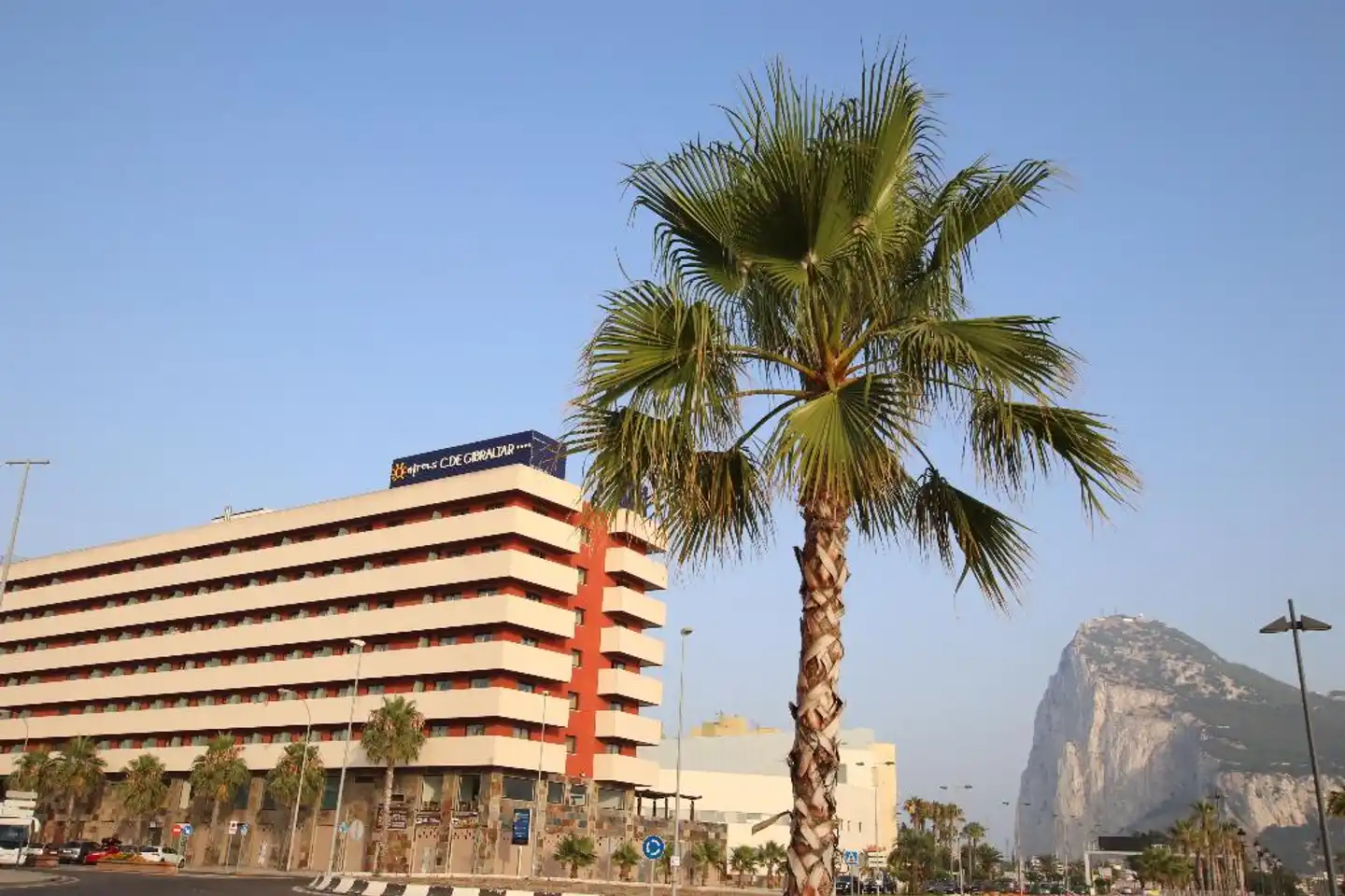 Ohtels Campo De Gibraltar Aussenansicht