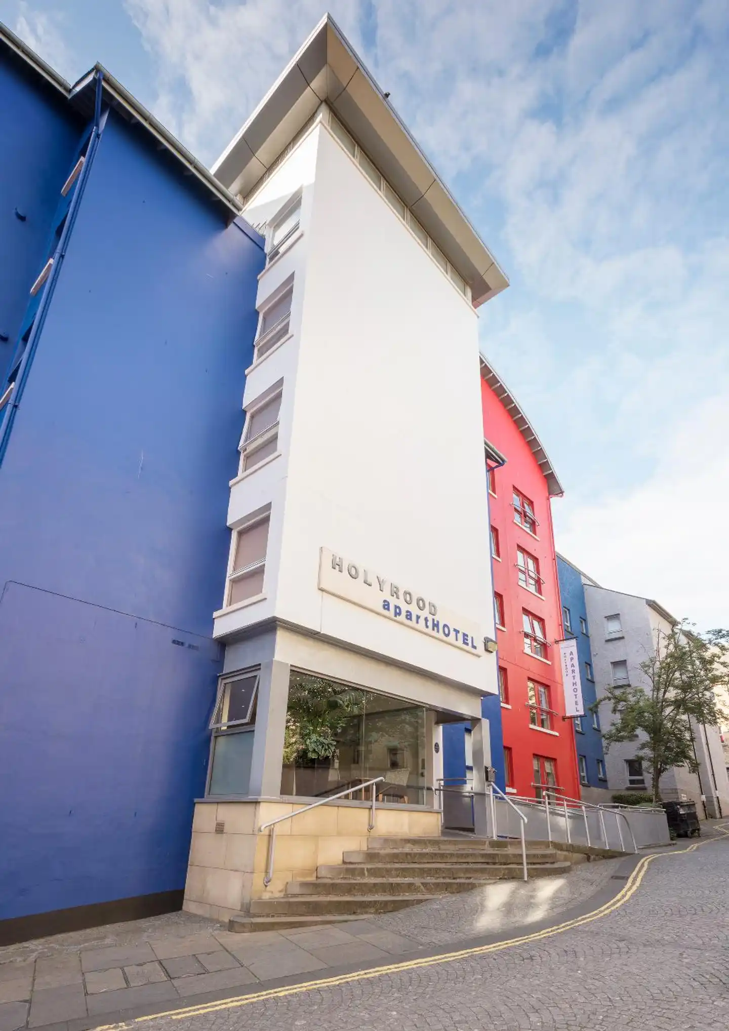 Holyrood Aparthotel Aussenansicht