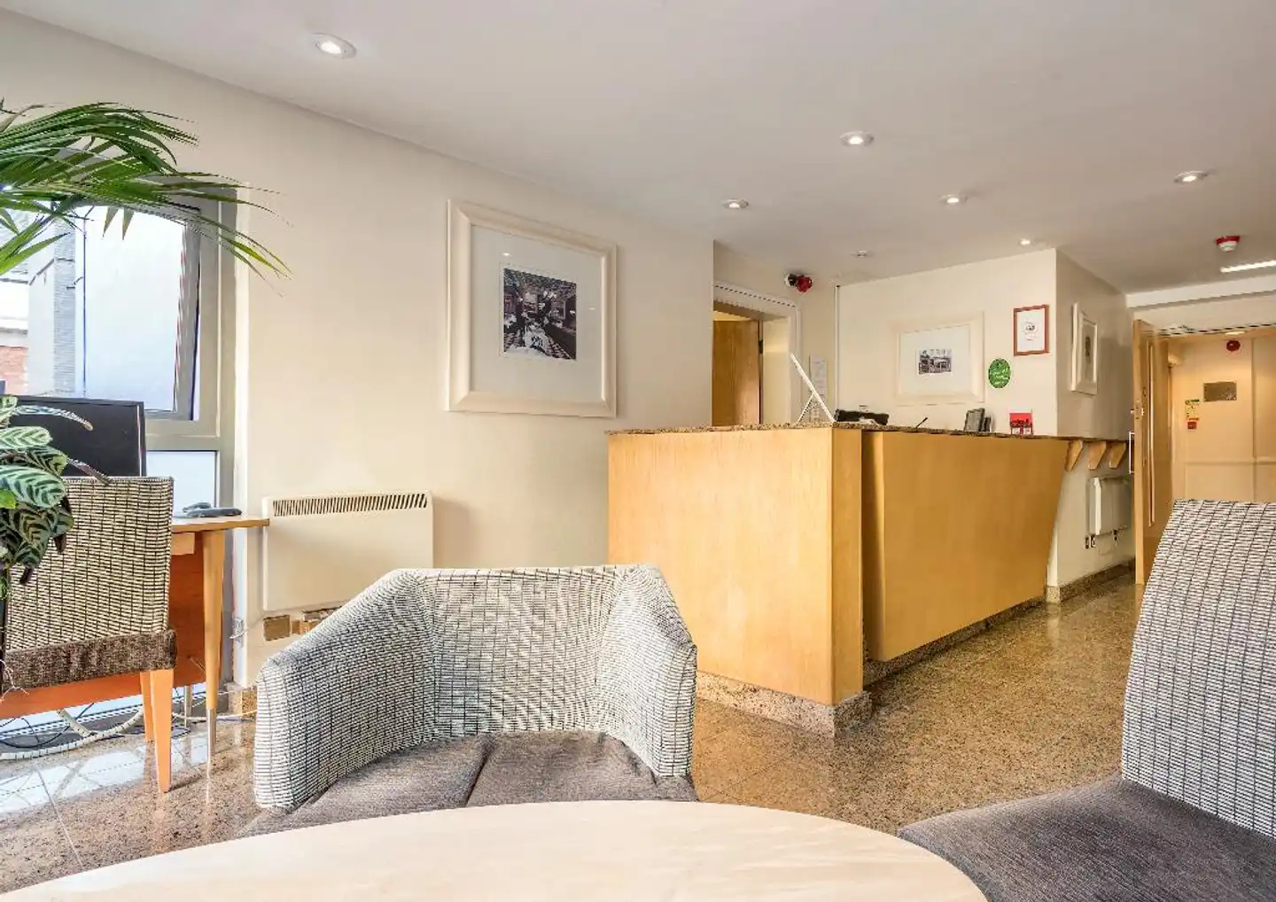 Holyrood Aparthotel Lobby