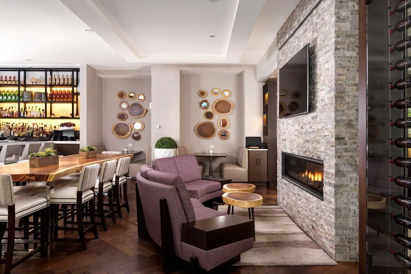 Victoria Marriott Inner Harbour Bar