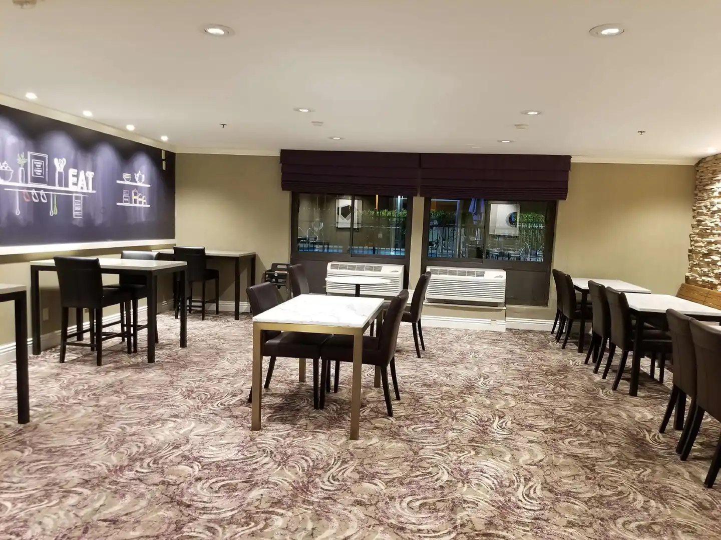 Hampton Inn San Diego-Kearny Mesa Lobby