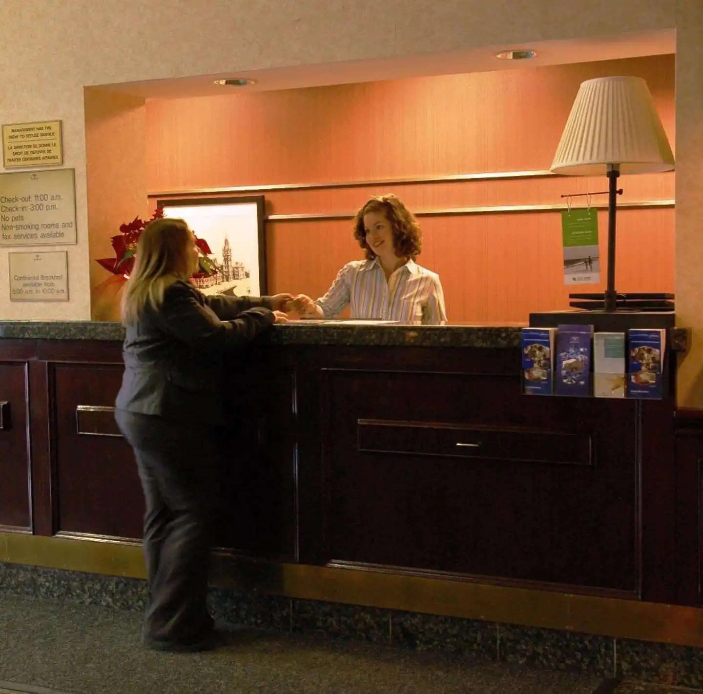 Hampton Inn by Hilton Ottawa Lobby