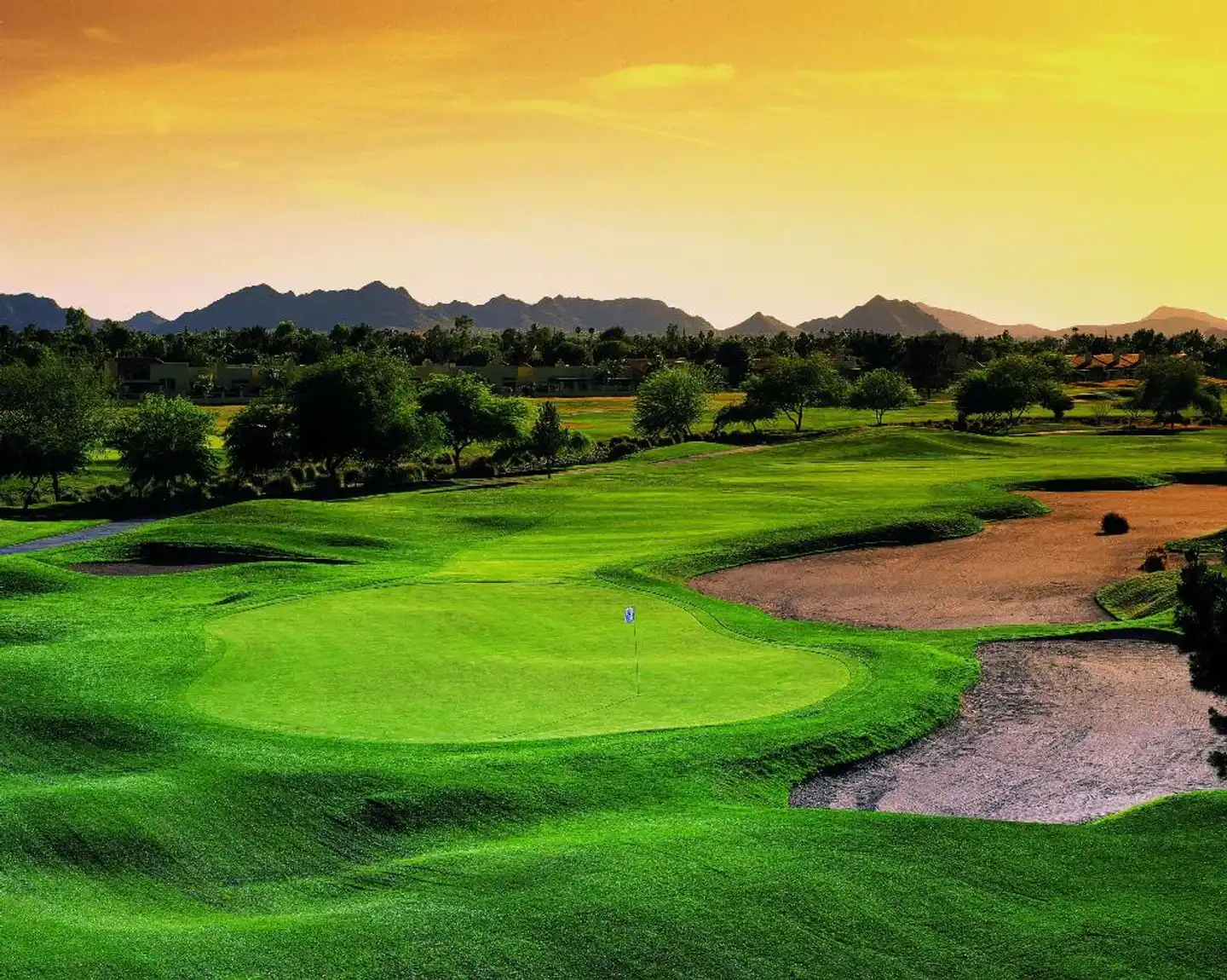 Embassy Suites by Hilton Phoenix - Scottsdale Sport und Entertainment