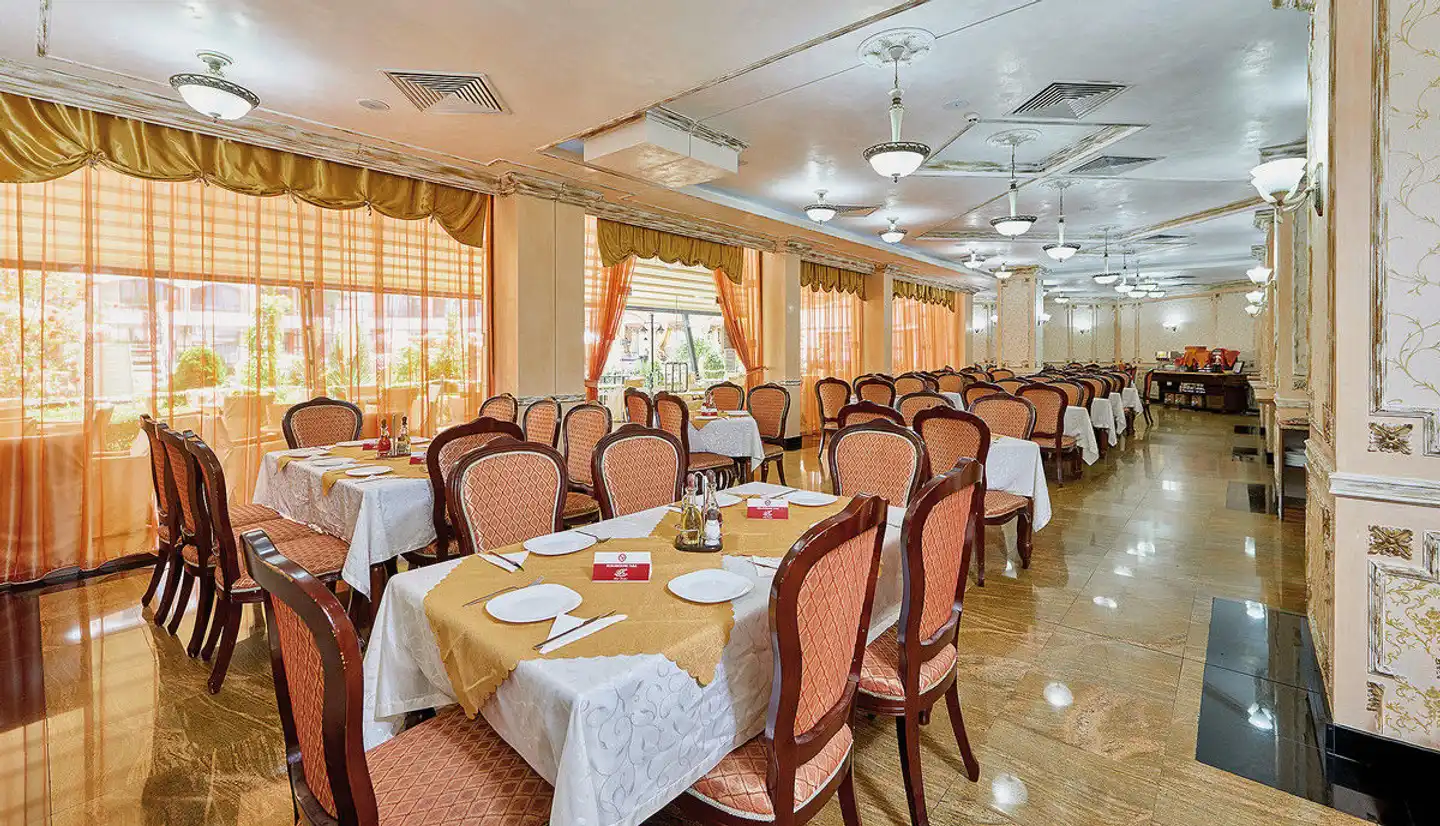 Karolina Restaurant