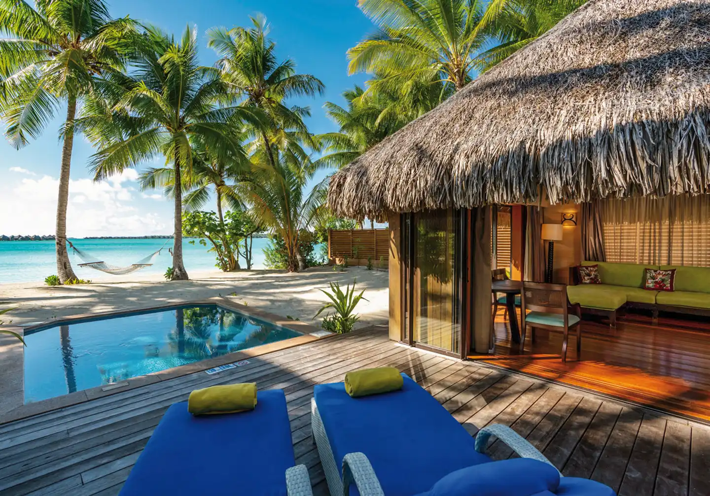 The St. Regis Bora Bora Resort Terrasse