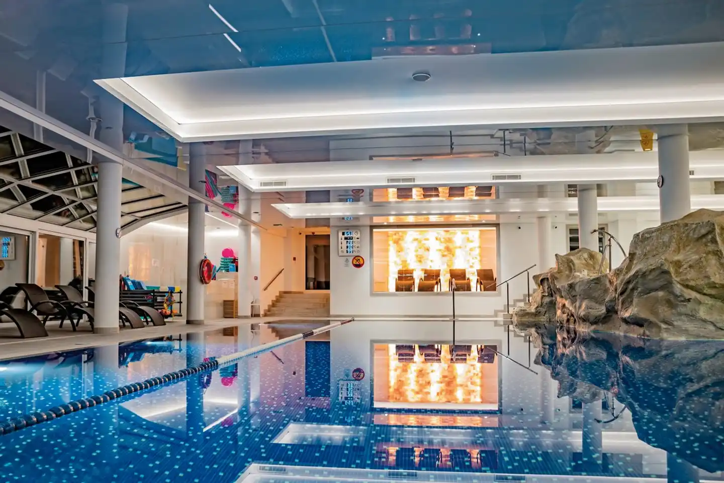 Lubicz Wellness & Spa Hallenbad