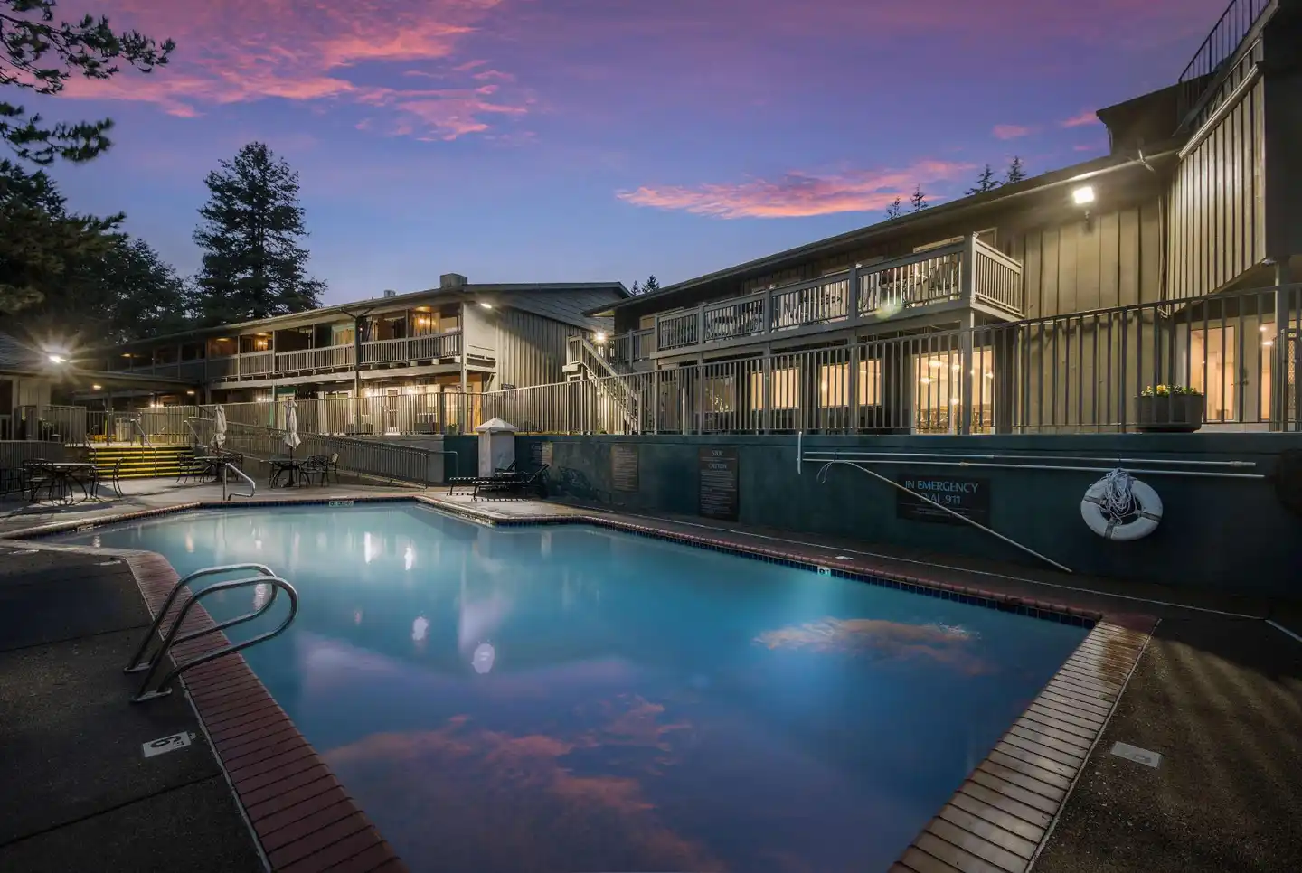Best Western Portland West Beaverton Pool