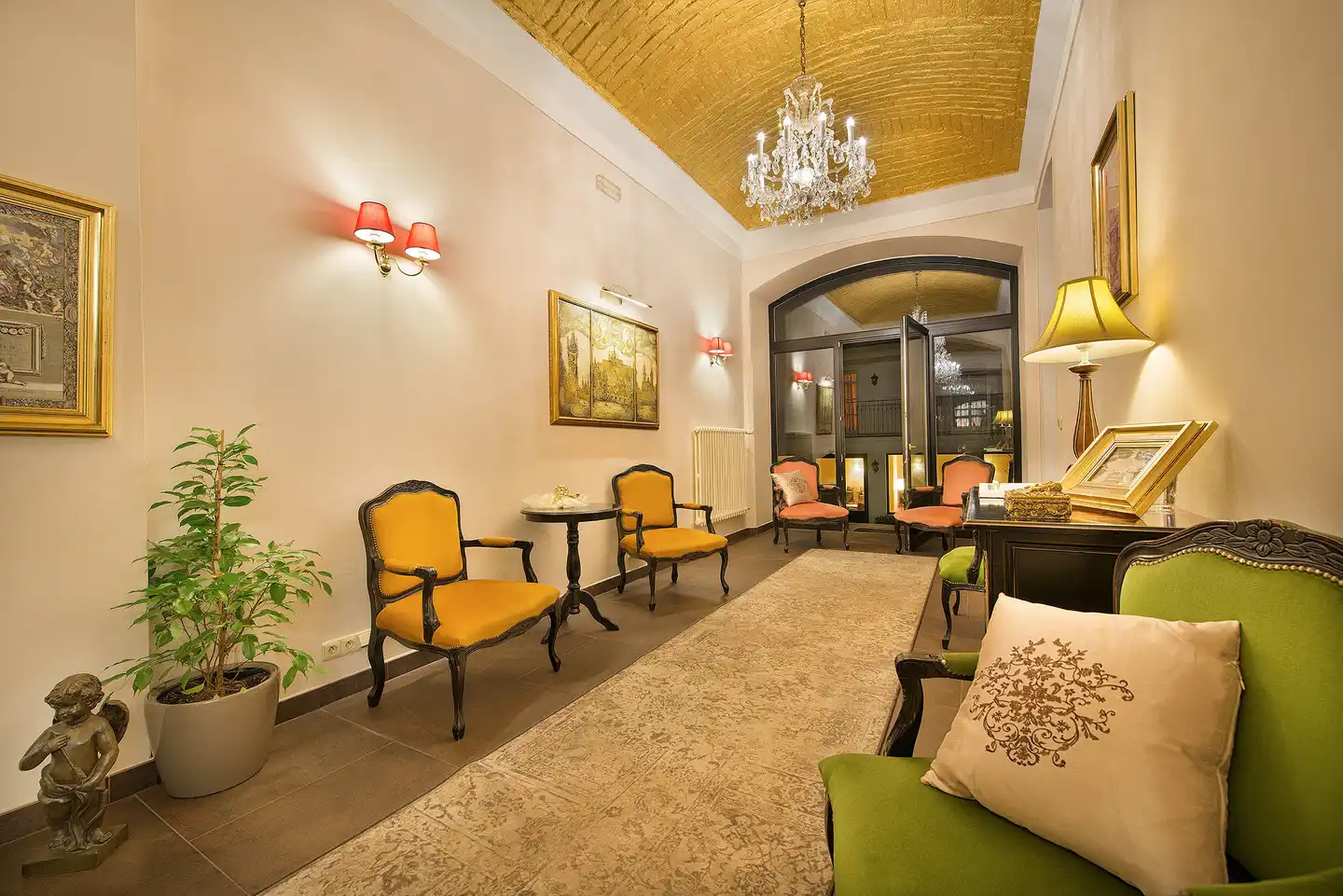 Angelis Lobby