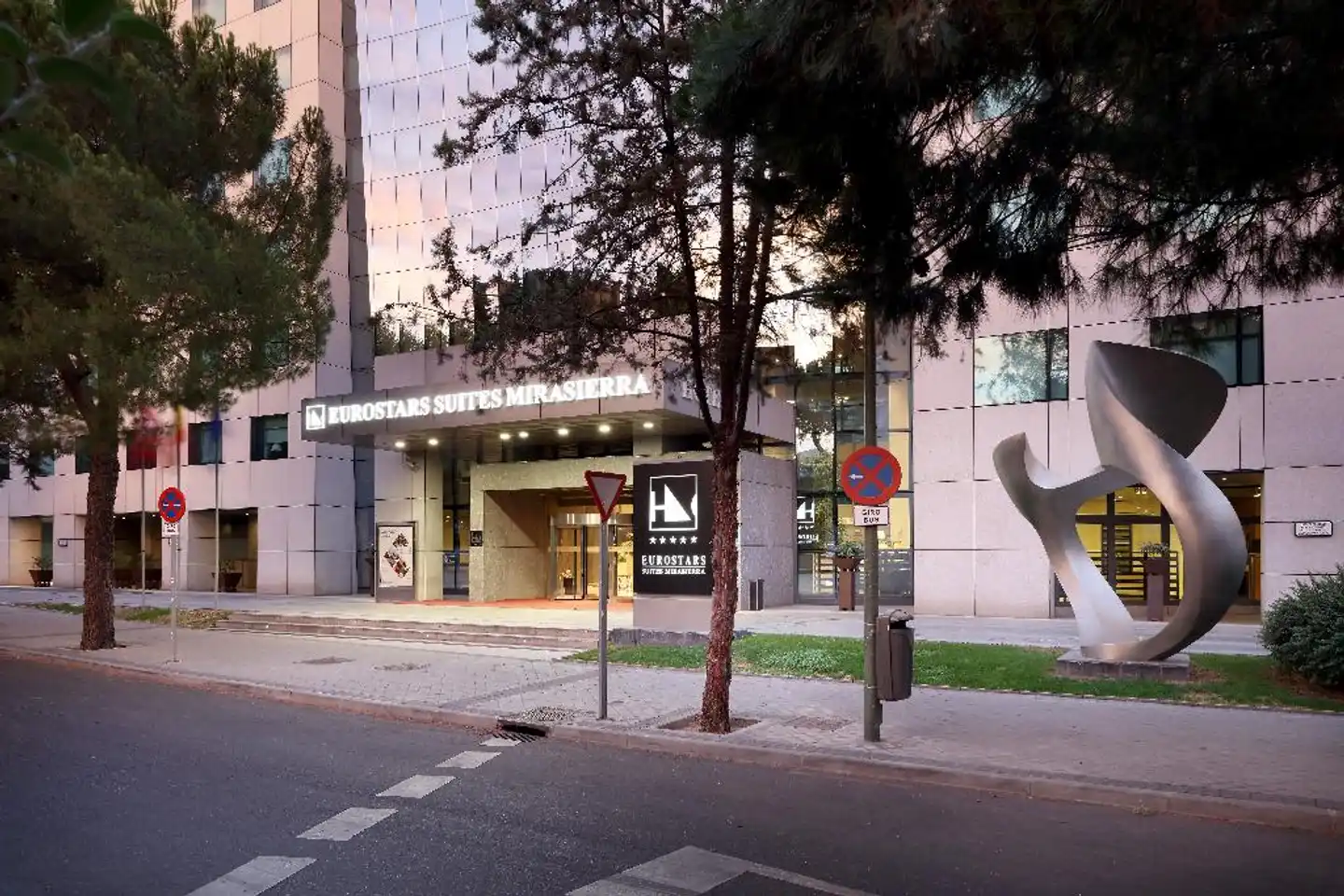 Eurostars Suites Mirasierra Sport und Entertainment