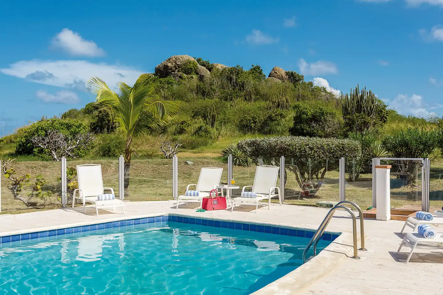 Esmeralda Resort Pool