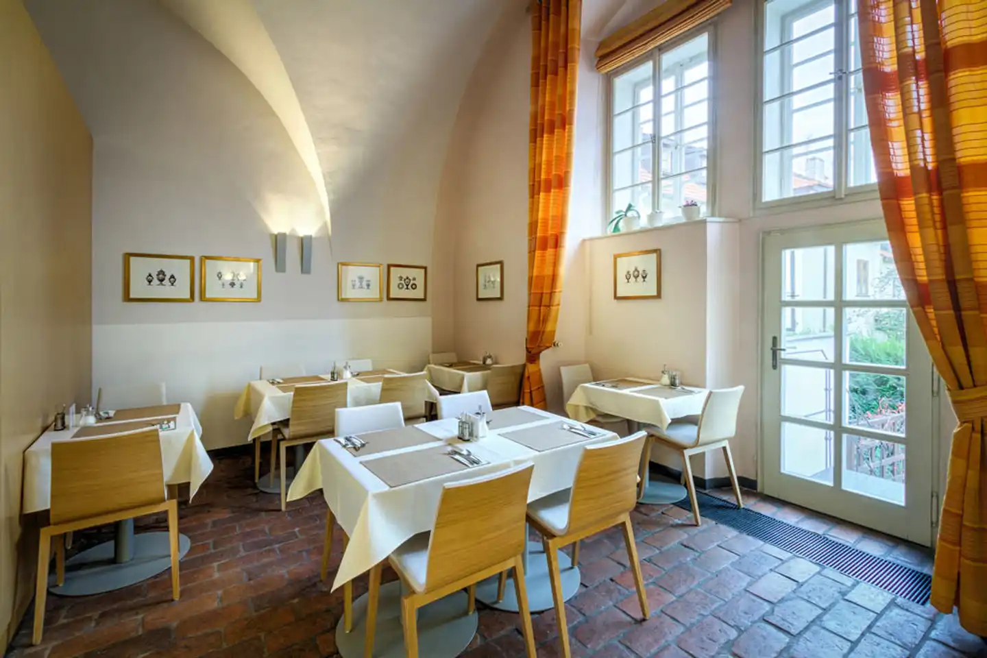 Monastery Hotel Restaurant