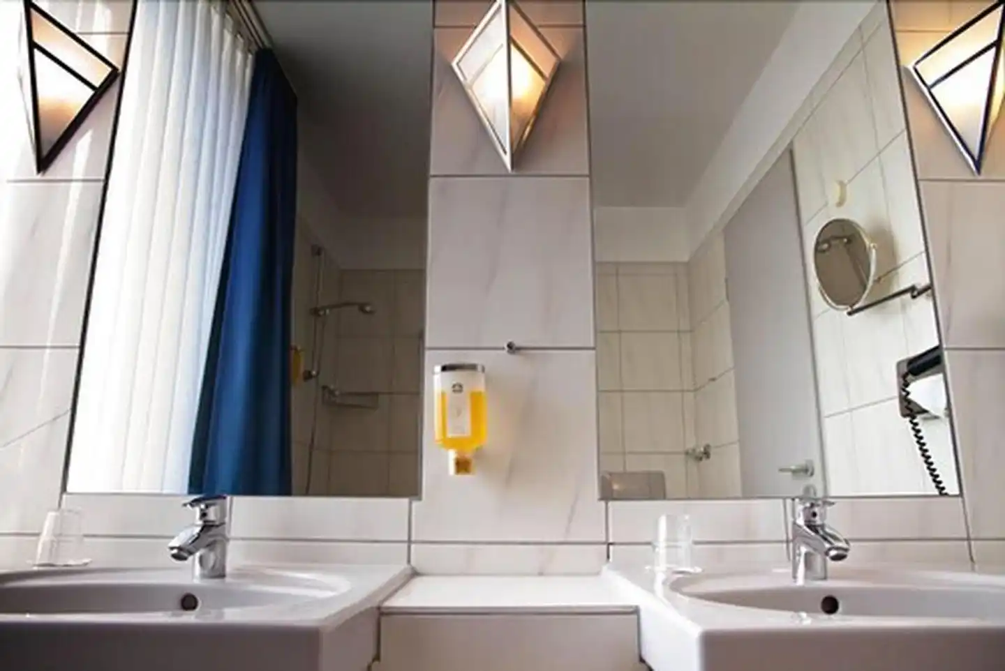 Best Western Hotel Heide Badezimmer