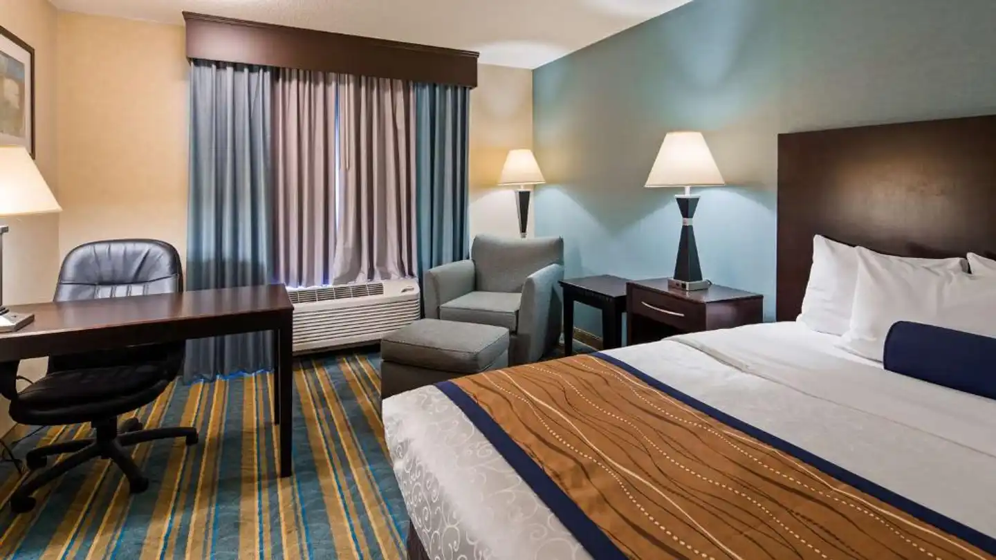 Best Western Plus Berkshire Hills Inn & Suites Wohnbeispiel