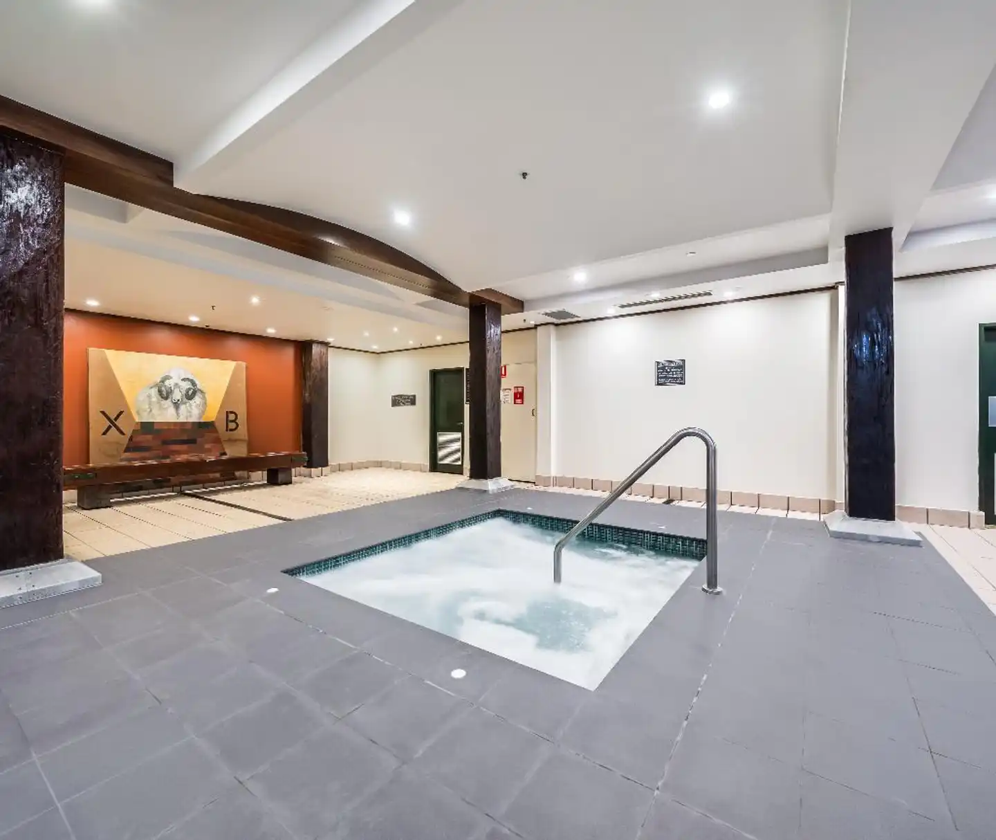 Oaks Sydney Goldsbrough Suites Hallenbad