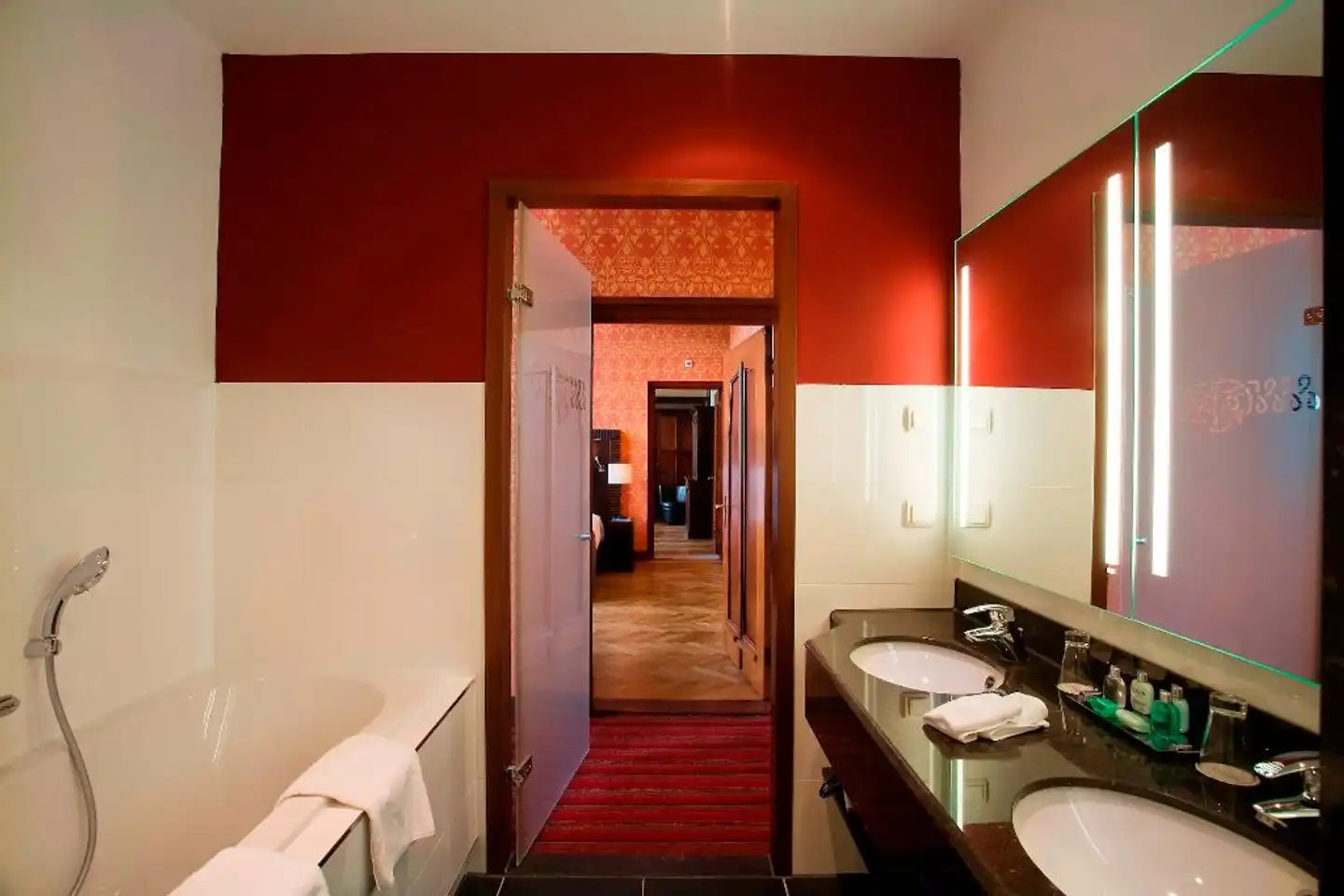 Amrâth Amsterdam Badezimmer