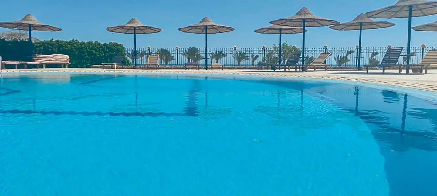 Blend Elphistone Resort Pool