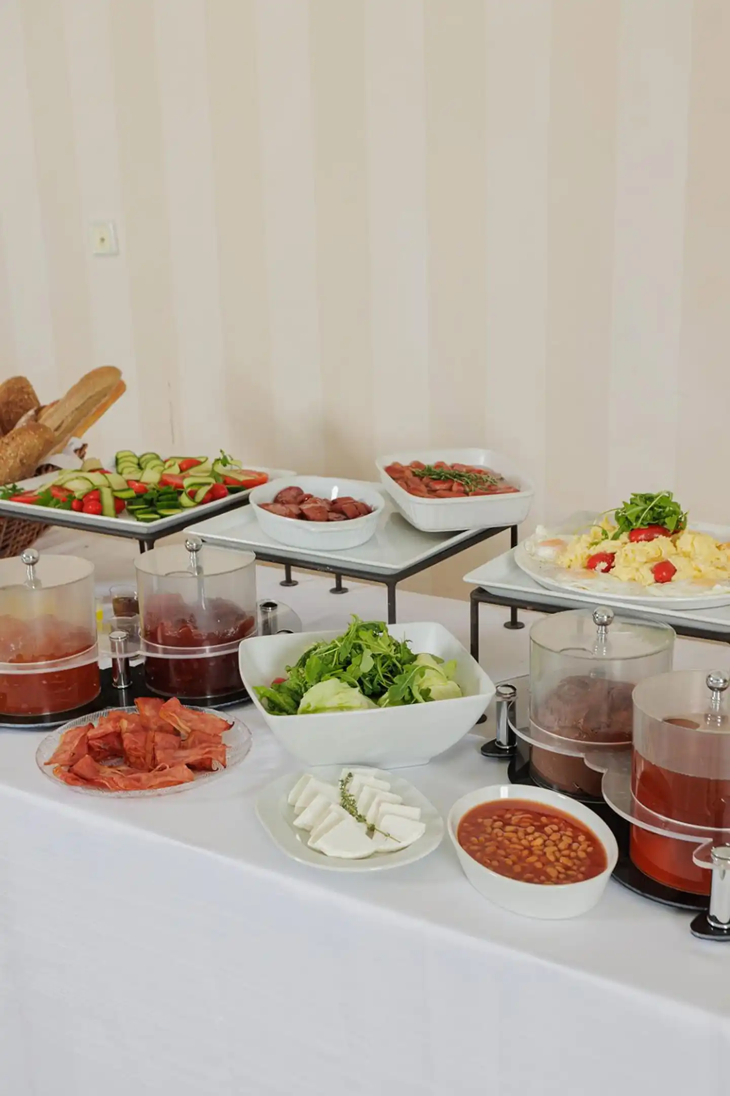 Sun Beach Hotel Wellness