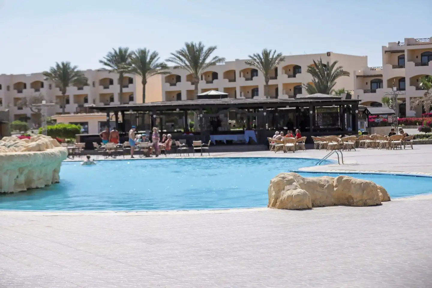 Blend Elphistone Resort Pool
