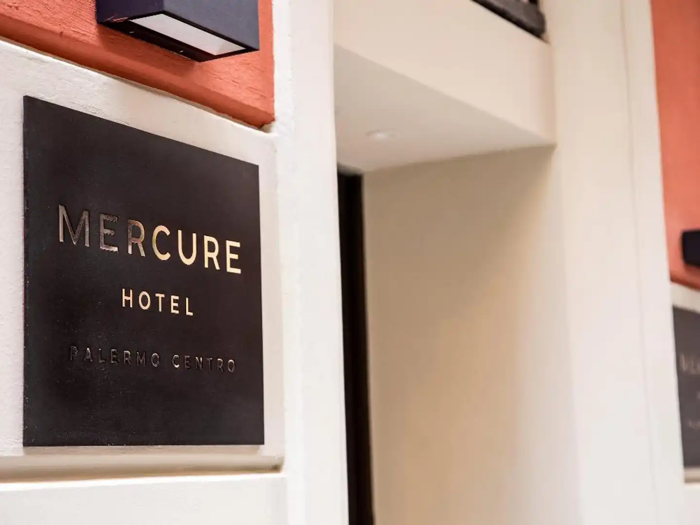 Mercure Palermo Centro Lobby