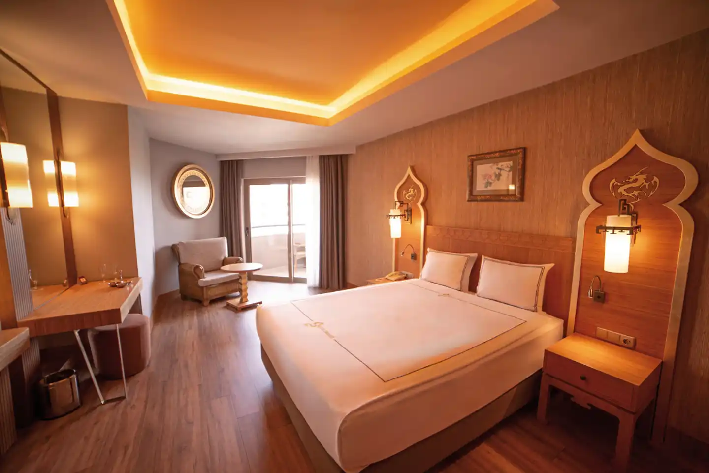 Royal Dragon Hotel Wohnbeispiel
