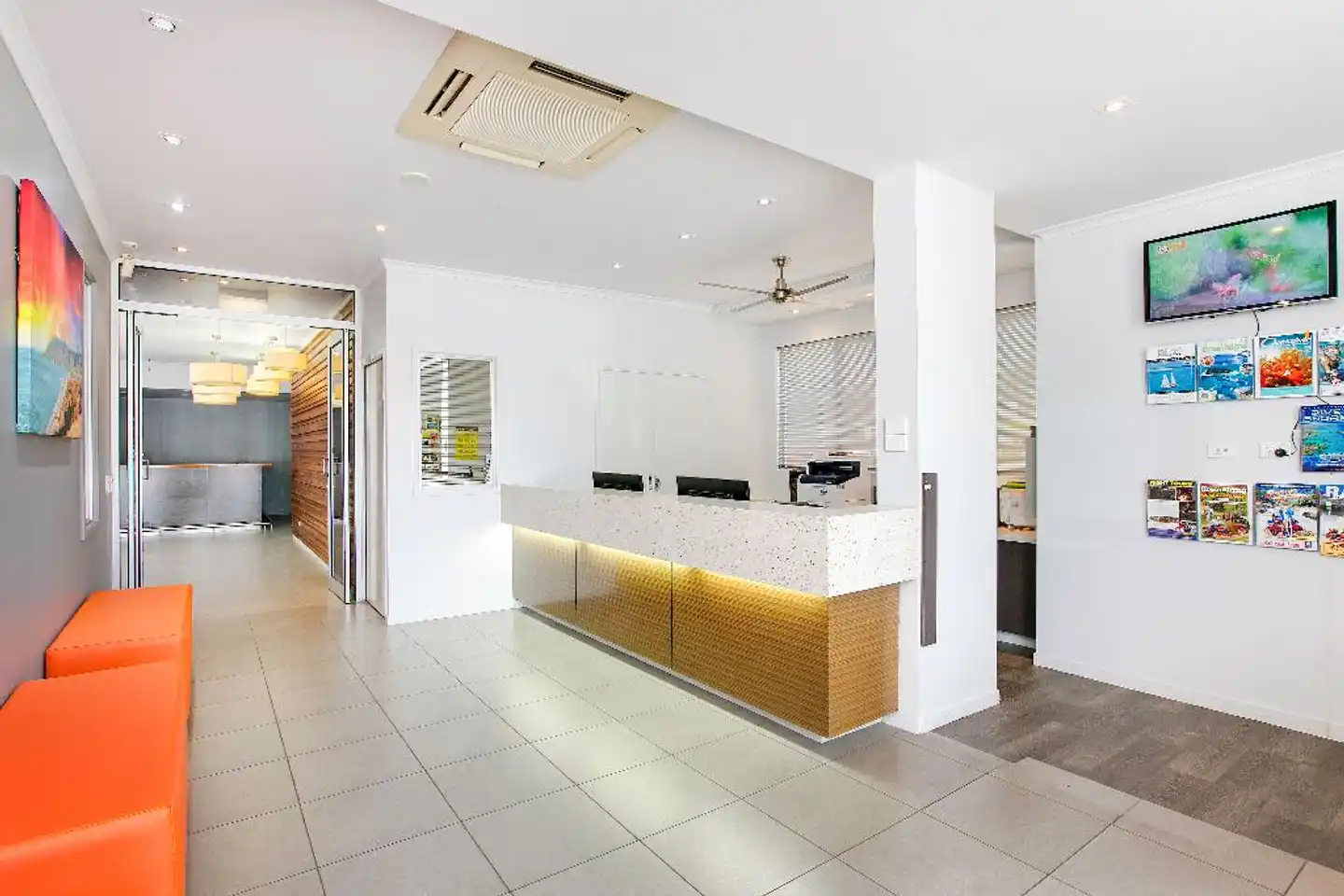 Comfort Inn Cairns City Lobby