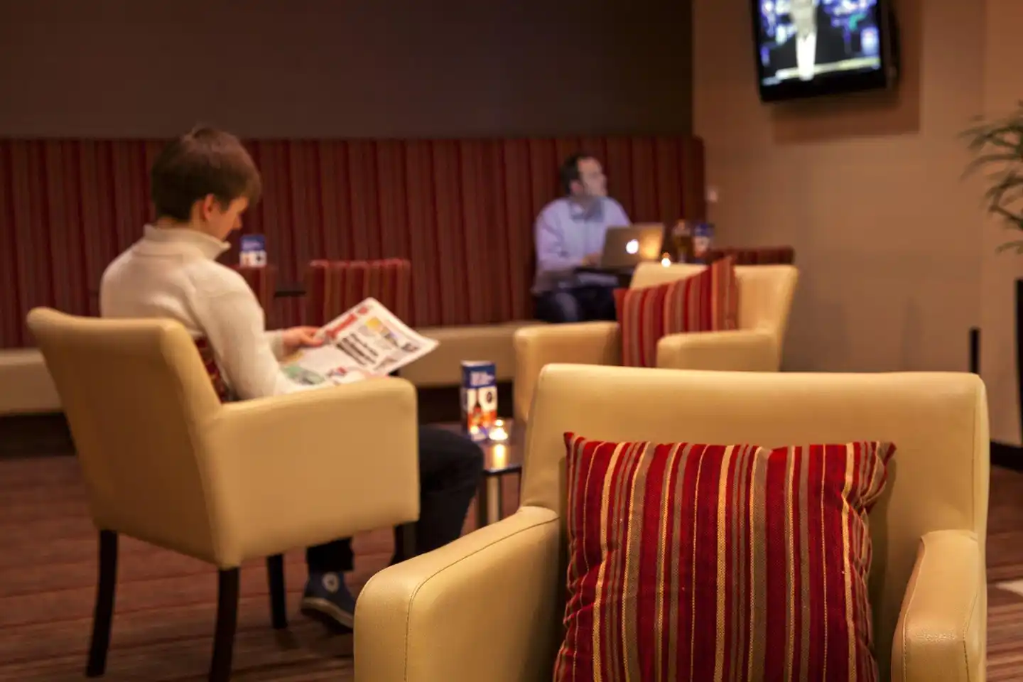 Holiday Inn Express Glasgow - City Center Theatreland Bar