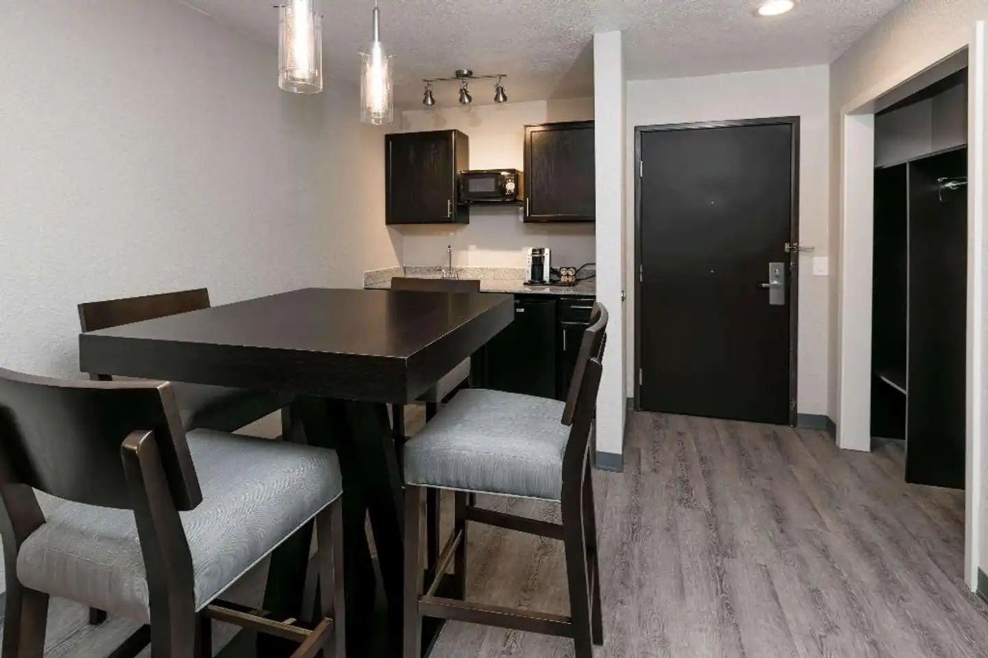 Wingate by Wyndham Dallas Love Field Wohnbeispiel