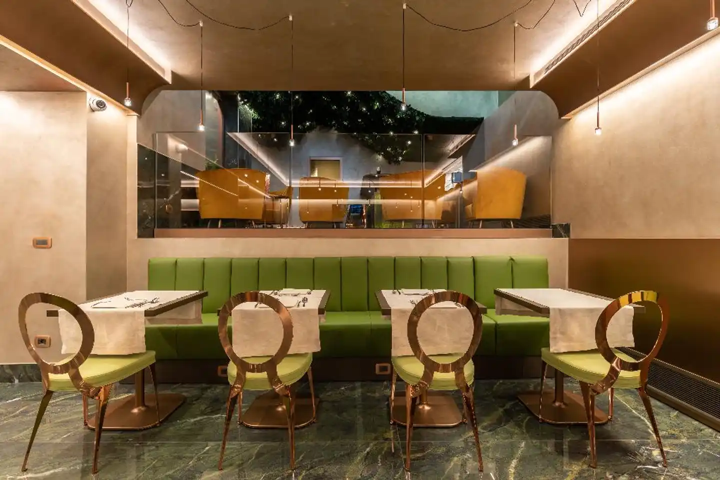 Ariston Restaurant