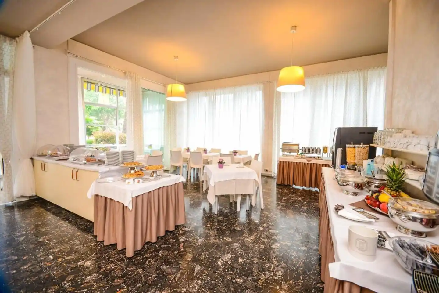 Suisse Restaurant