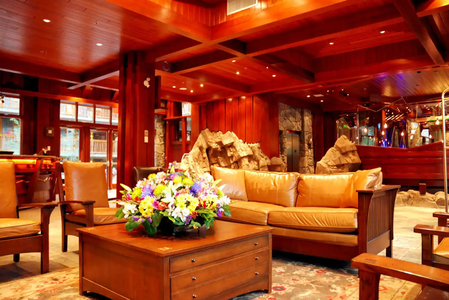 Fox Hotel & Suites Lobby